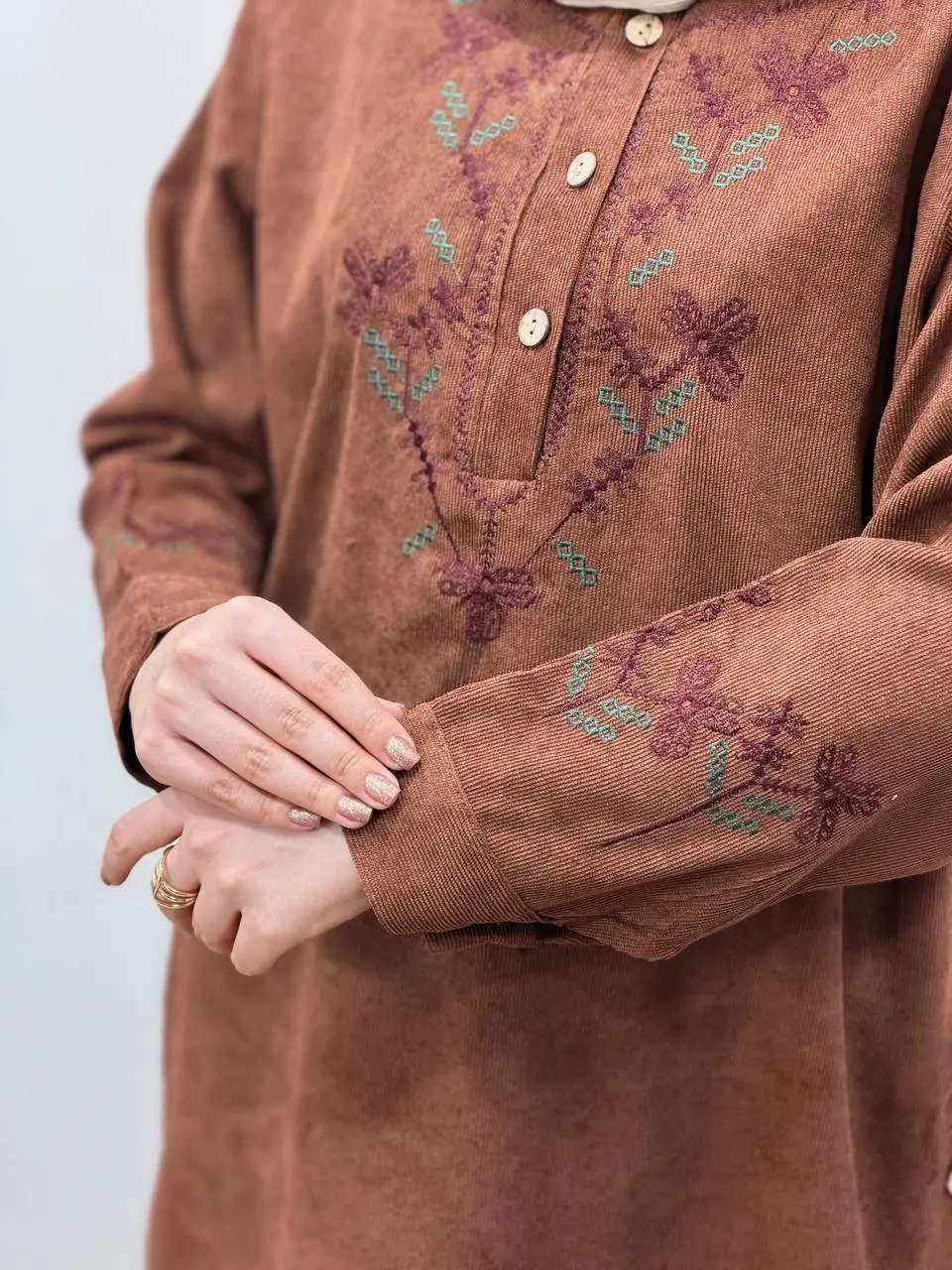 مانتو پاییزه گلدوزی شادی 1